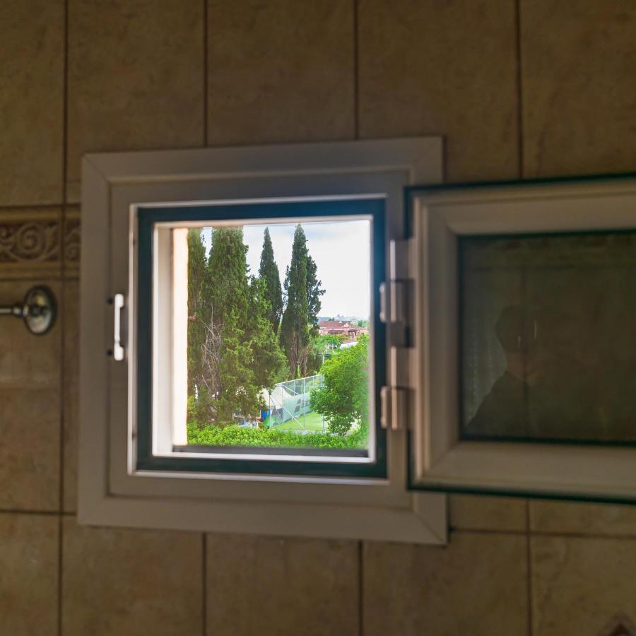 Alepou Julia΄S Apartment מראה חיצוני תמונה