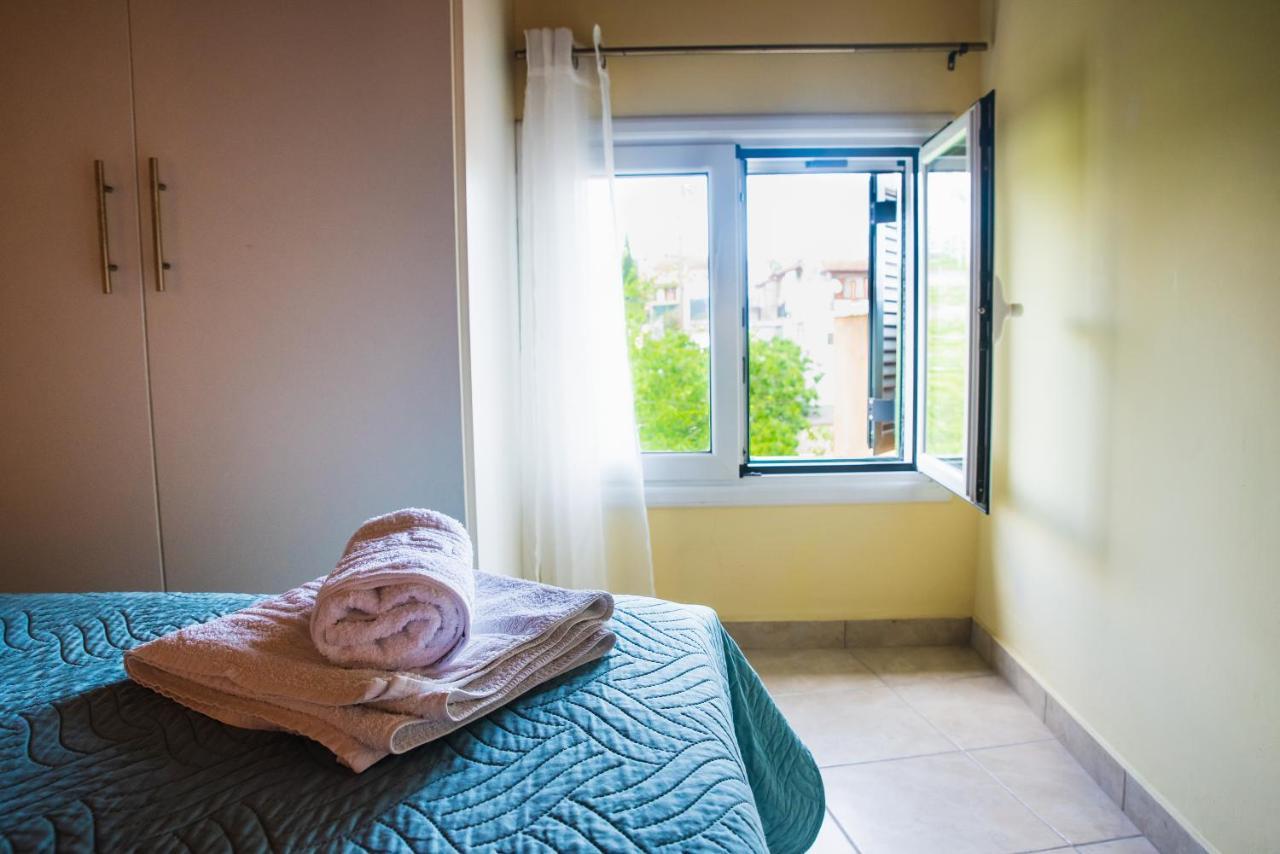 Alepou Julia΄S Apartment מראה חיצוני תמונה